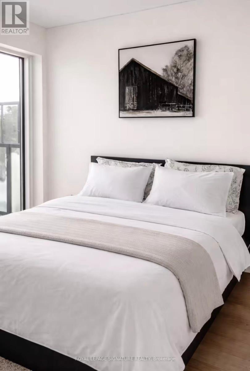 Lph05b - 20 Shore Breeze Drive, Toronto, Ontario  M8V 1A1 - Photo 5 - W12705942