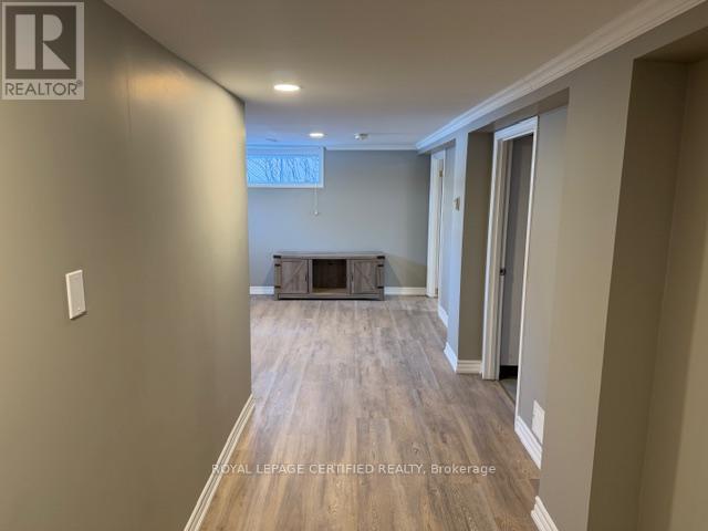 Lower - 6 Prince Charles Drive, Halton Hills, Ontario  L7G 3T7 - Photo 11 - W12705944