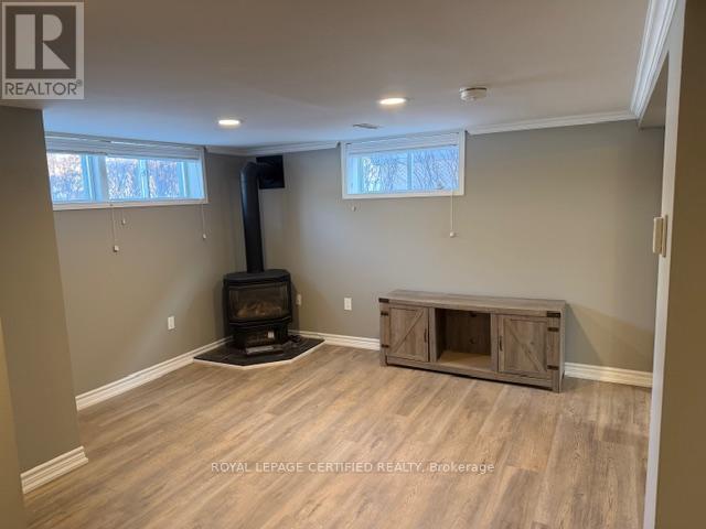 Lower - 6 Prince Charles Drive, Halton Hills, Ontario  L7G 3T7 - Photo 12 - W12705944