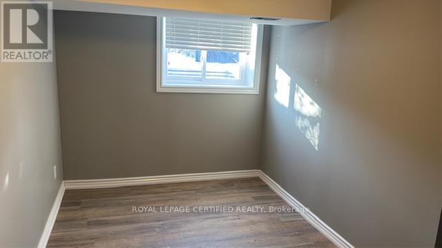 Lower - 6 Prince Charles Drive, Halton Hills, Ontario  L7G 3T7 - Photo 4 - W12705944