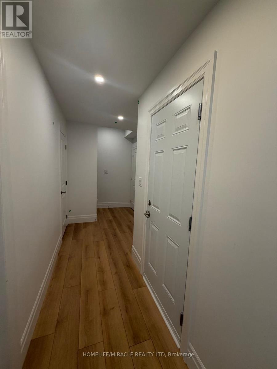 33 Evans Street, Prince Edward County, Ontario  K0K 2T0 - Photo 4 - X12705920