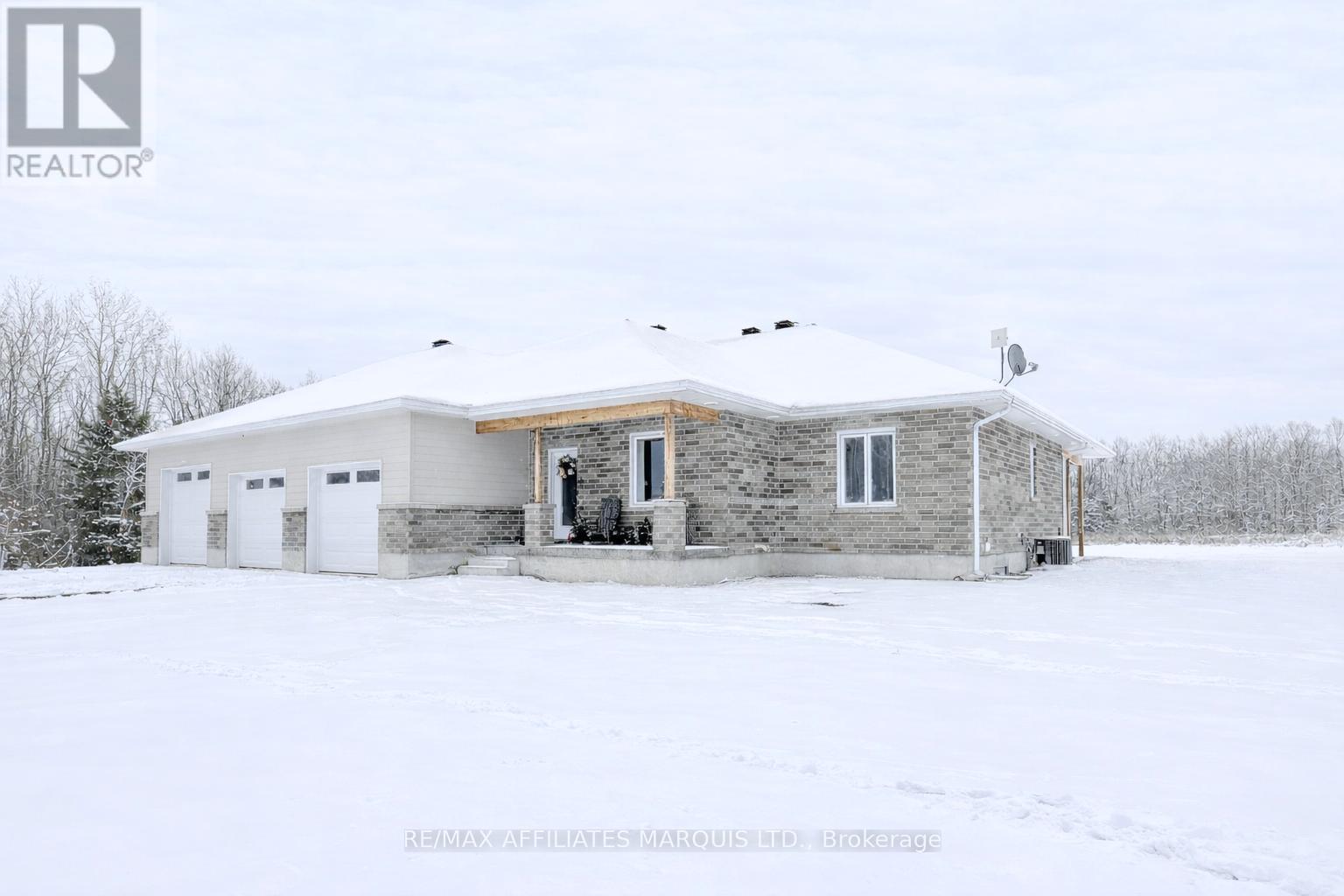 17026 MYERS ROAD, South Stormont, Ontario