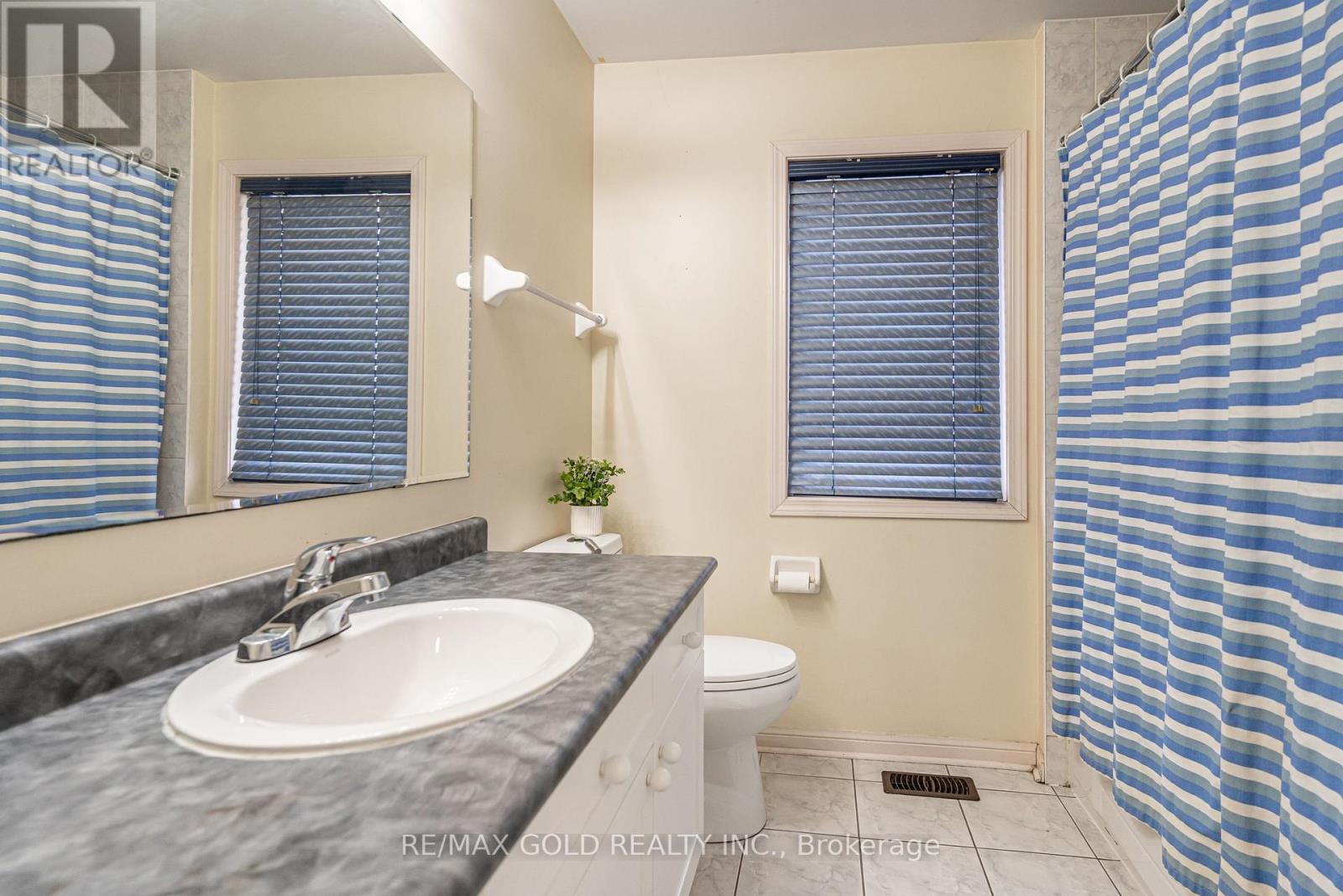 2 Zimmer Street, Brampton, Ontario  L6S 6L3 - Photo 31 - W12703704