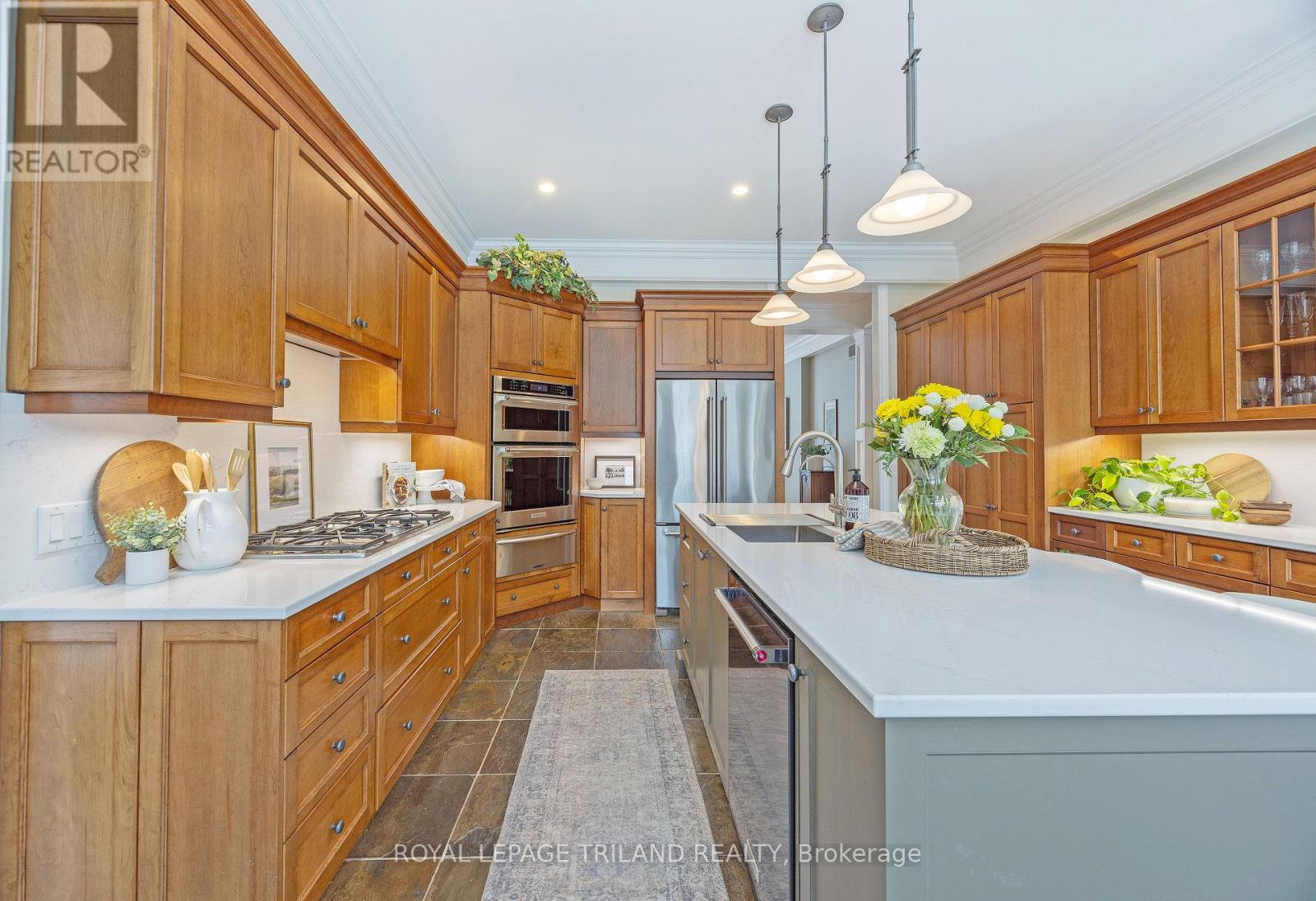 9389 Elviage Drive, London South, Ontario  N6K 4R8 - Photo 16 - X12703182