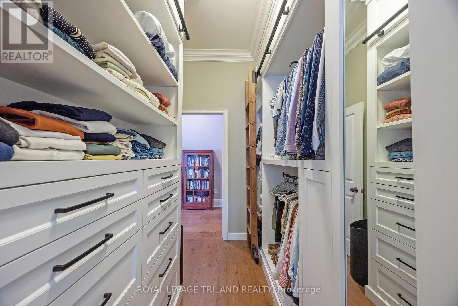 9389 Elviage Drive, London South, Ontario  N6K 4R8 - Photo 25 - X12703182