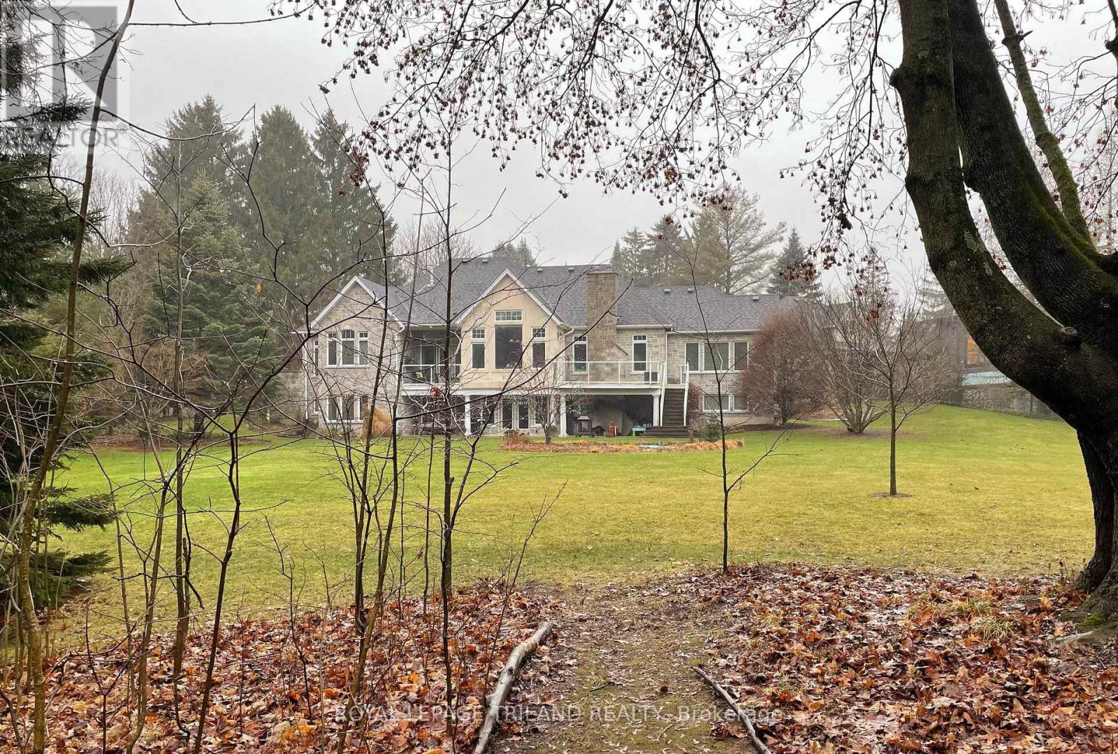 9389 Elviage Drive, London South, Ontario  N6K 4R8 - Photo 47 - X12703182