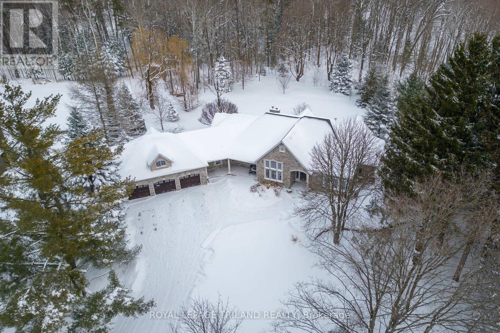 9389 Elviage Drive, London South, Ontario  N6K 4R8 - Photo 4 - X12703182