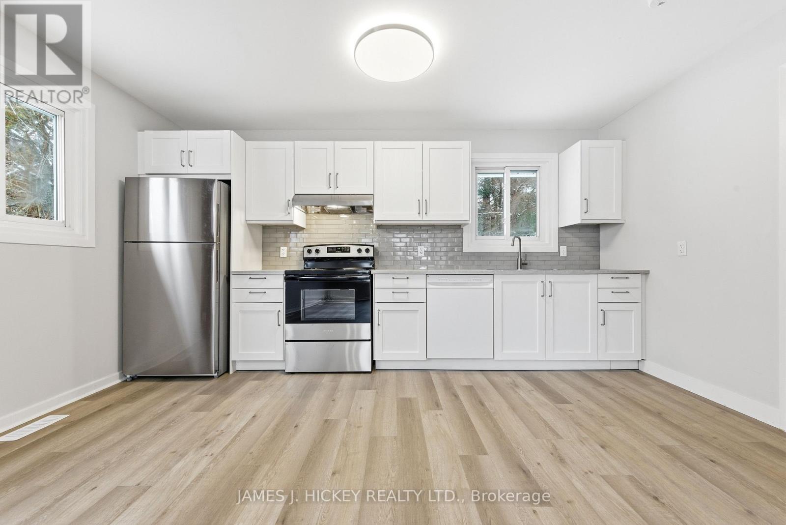 88 Glendale Avenue, Deep River, Ontario  K0J 1P0 - Photo 10 - X12706000