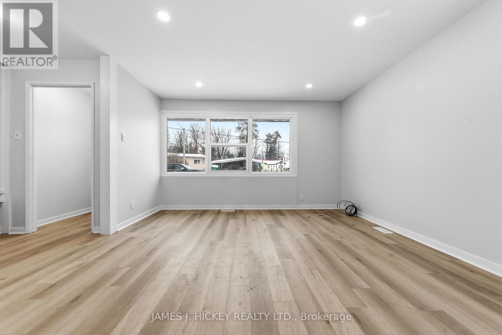 88 Glendale Avenue, Deep River, Ontario  K0J 1P0 - Photo 14 - X12706000