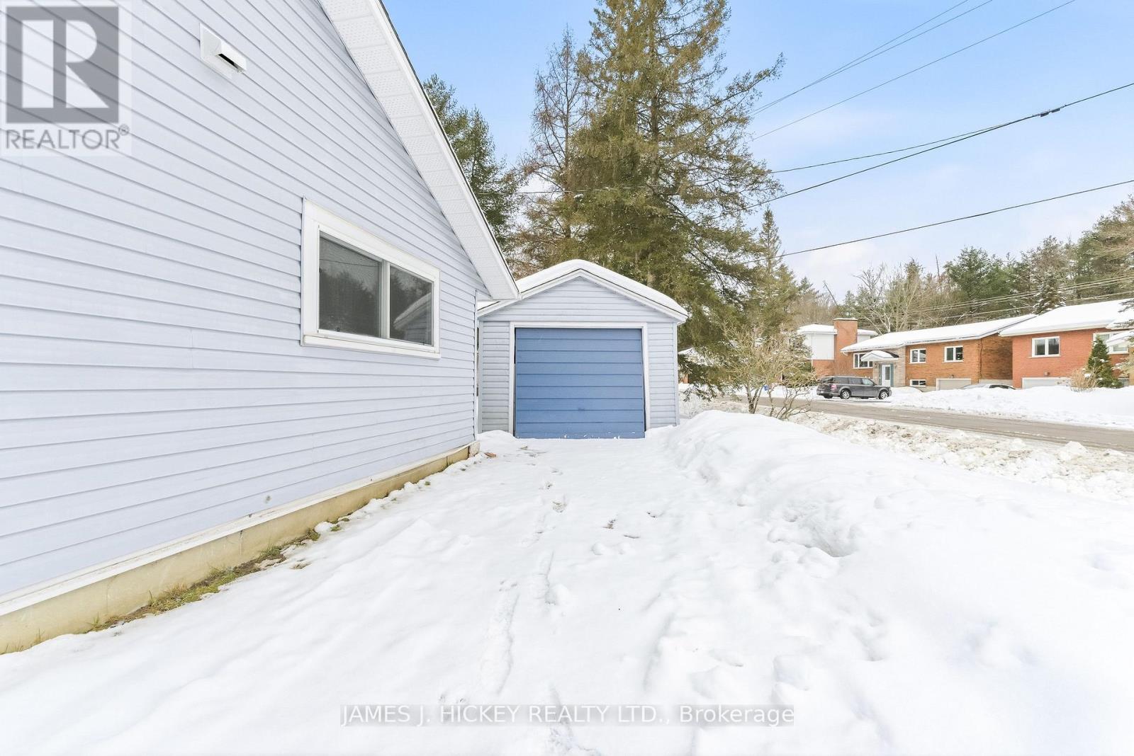 88 Glendale Avenue, Deep River, Ontario  K0J 1P0 - Photo 40 - X12706000