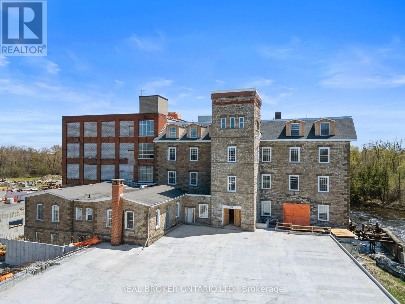 111 - 150 MILL STREET, Carleton Place, Ontario