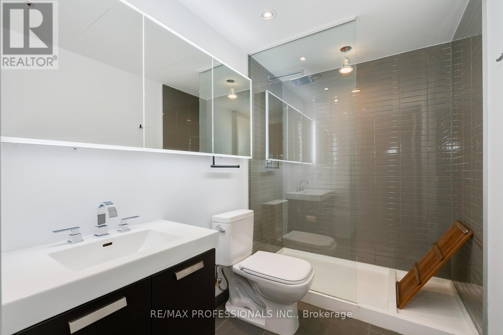 505 - 38 Stewart Street, Toronto, Ontario  M5V 0H1 - Photo 8 - C12703928