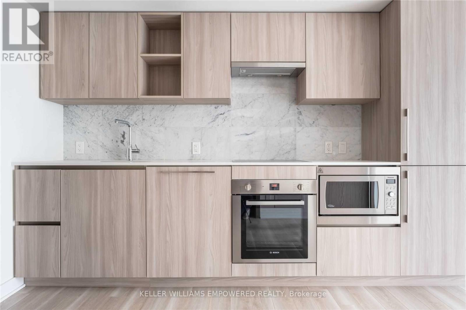 1909 - 17 Bathurst Street, Toronto, Ontario  M5V 0N1 - Photo 2 - C12705954