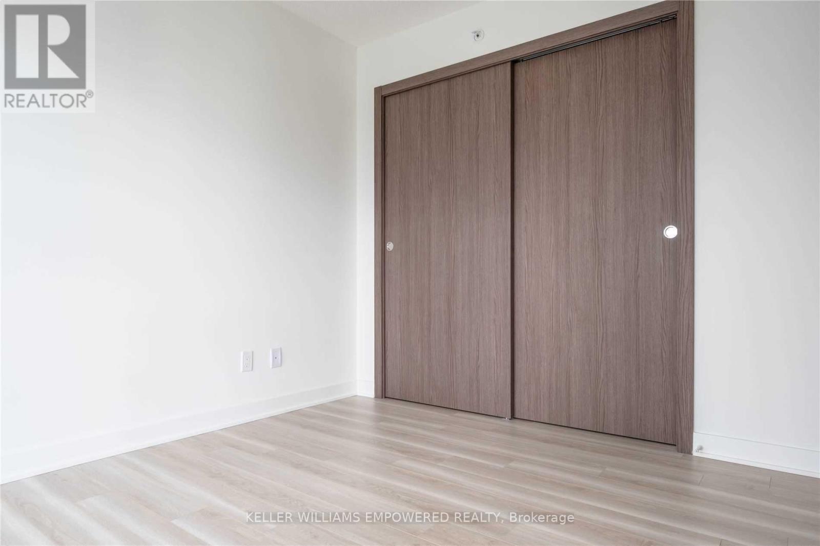 1909 - 17 Bathurst Street, Toronto, Ontario  M5V 0N1 - Photo 8 - C12705954