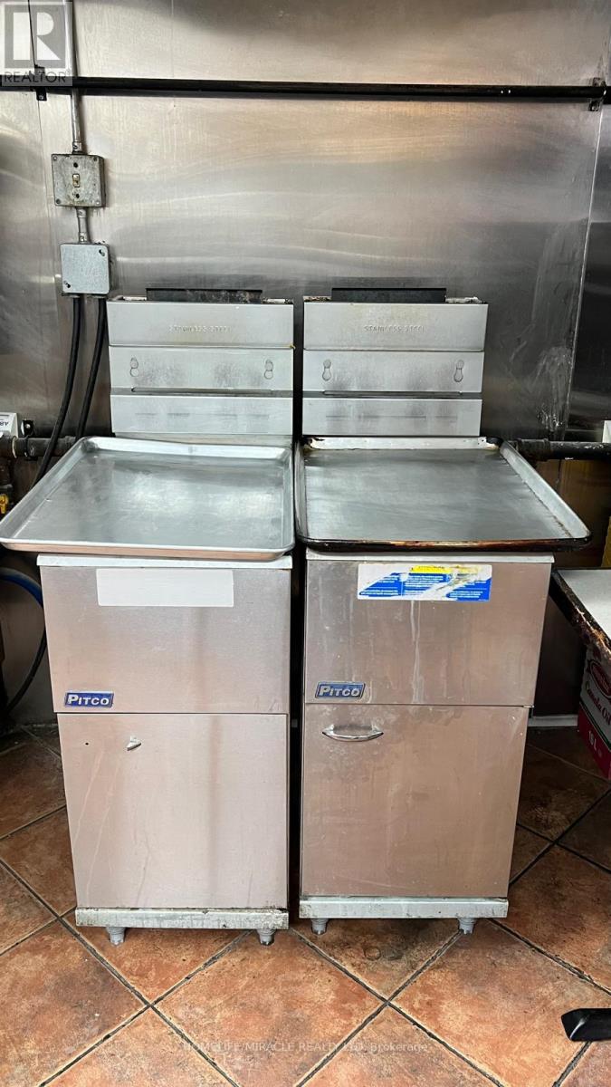 787 Steeles Avenue W, Toronto, Ontario  M2R 3W9 - Photo 24 - C12705996