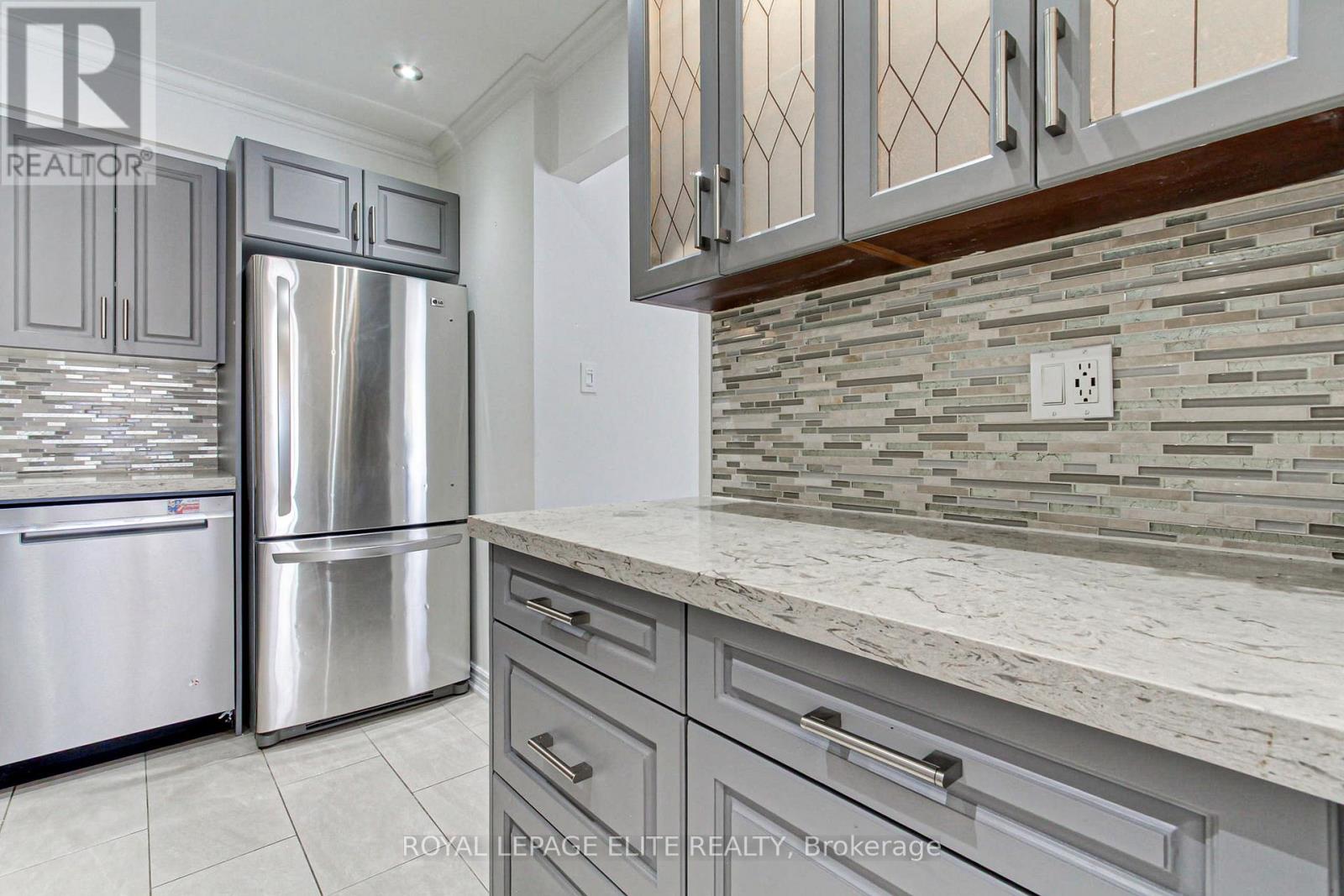 19 Lindisfarne Way, Markham, Ontario  L3P 3W8 - Photo 16 - N12705992