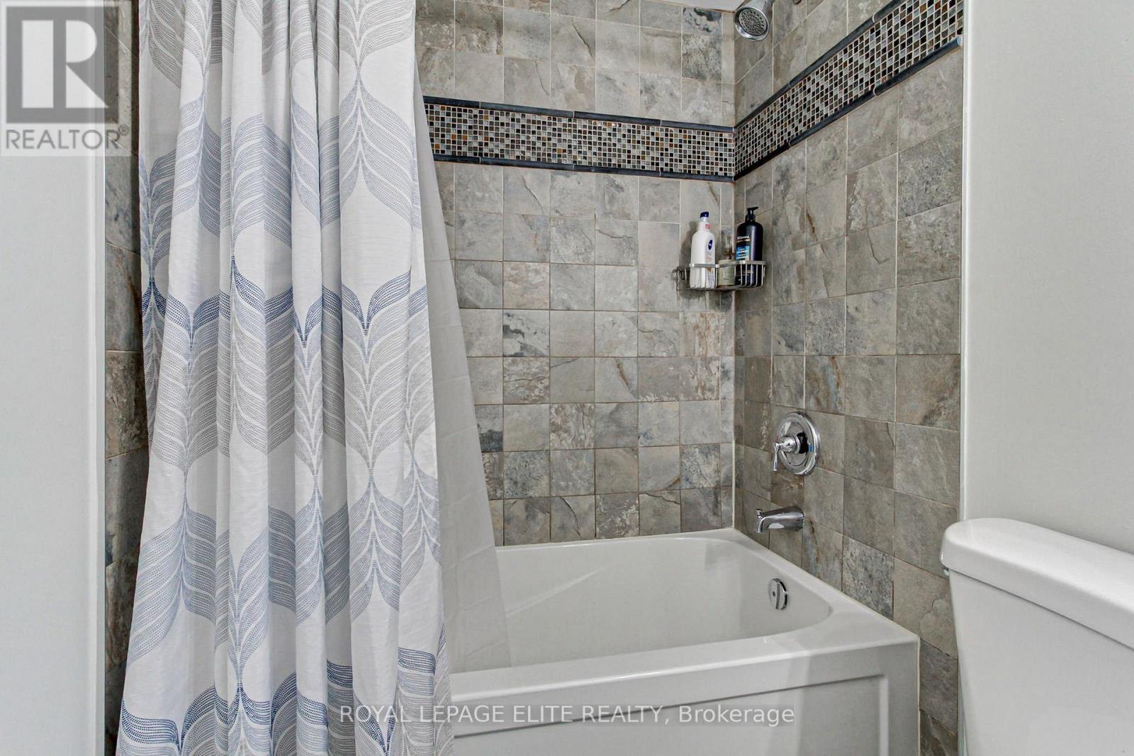 19 Lindisfarne Way, Markham, Ontario  L3P 3W8 - Photo 31 - N12705992