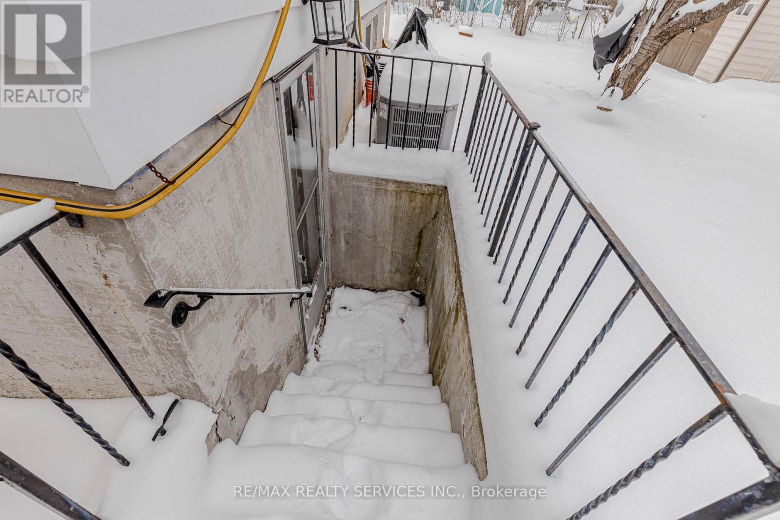 46 Elgin Drive, Brampton, Ontario  L6Y 1A8 - Photo 38 - W12705982