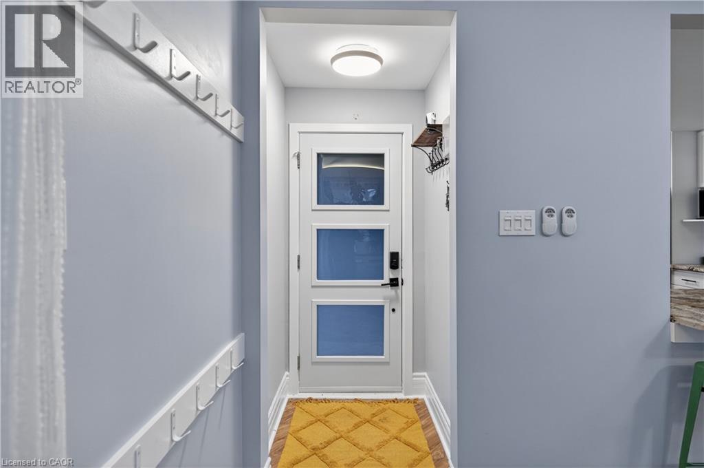 486 East 38th Street, Hamilton, Ontario  L8V 4G8 - Photo 6 - 40798916