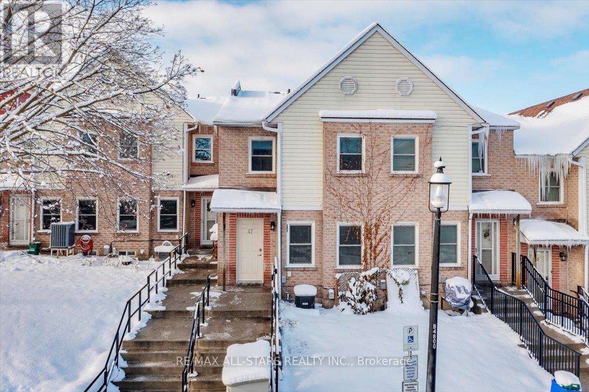 47 - 115 Main Street S, Newmarket, Ontario  L3Y 8J3 - Photo 3 - N12676406