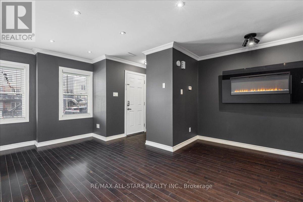 47 - 115 Main Street S, Newmarket, Ontario  L3Y 8J3 - Photo 7 - N12676406