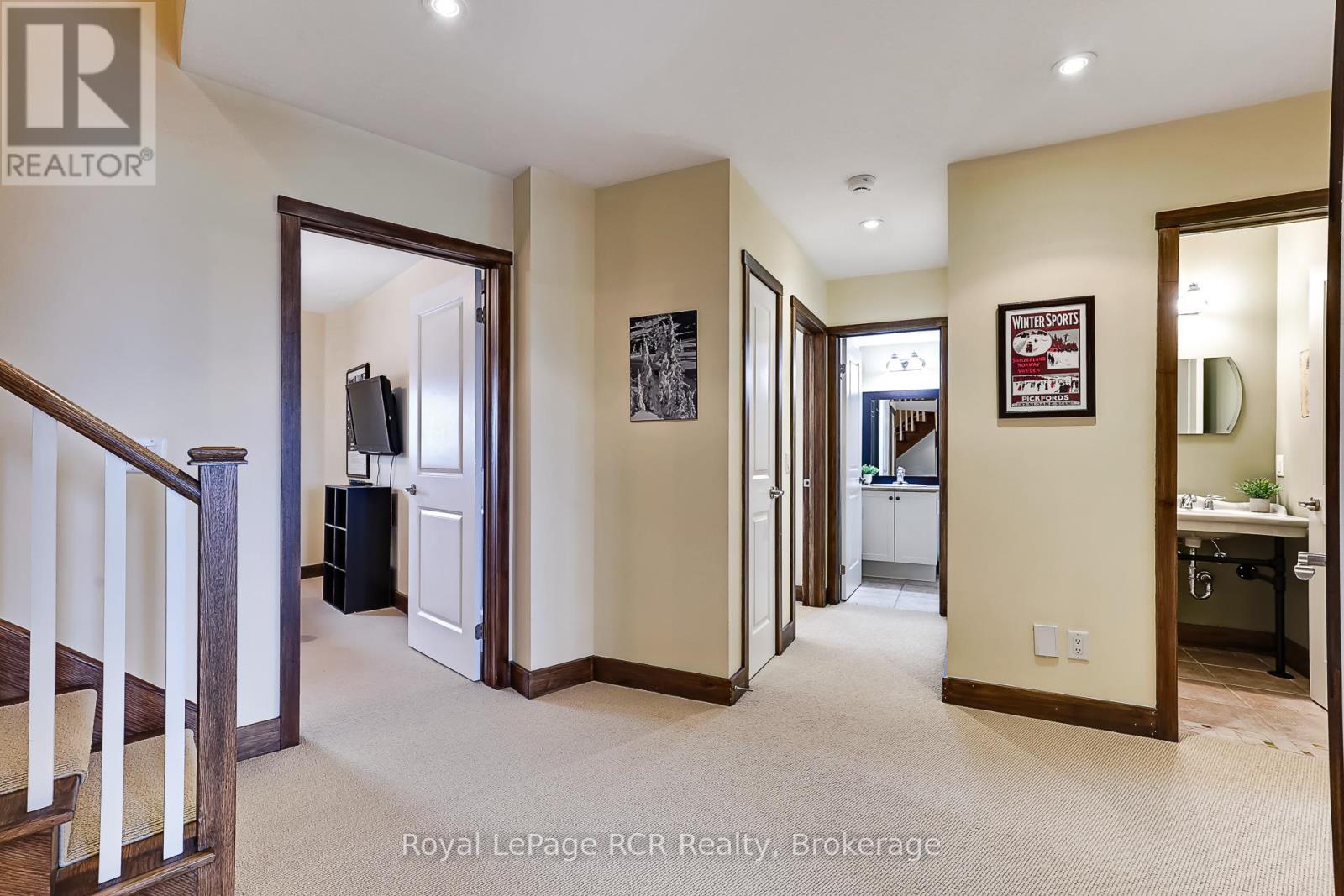 13 - 104 Farm Gate Road, Blue Mountains, Ontario  L9Y 0L7 - Photo 12 - X12706016