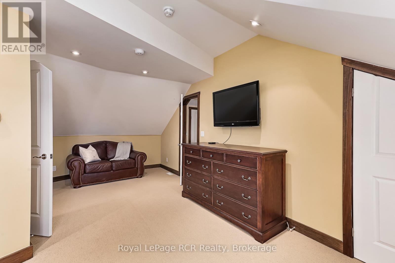 13 - 104 Farm Gate Road, Blue Mountains, Ontario  L9Y 0L7 - Photo 22 - X12706016