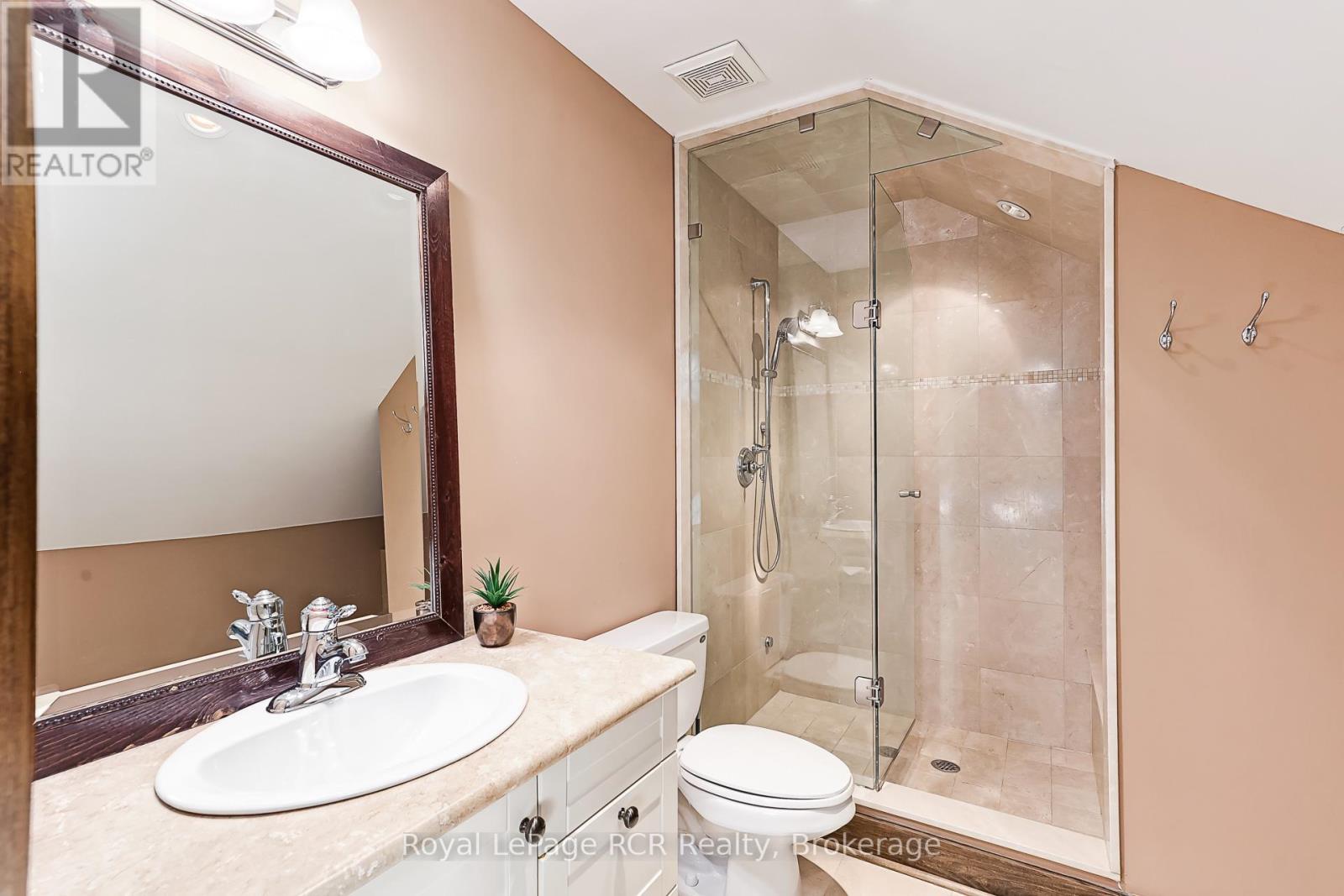 13 - 104 Farm Gate Road, Blue Mountains, Ontario  L9Y 0L7 - Photo 23 - X12706016