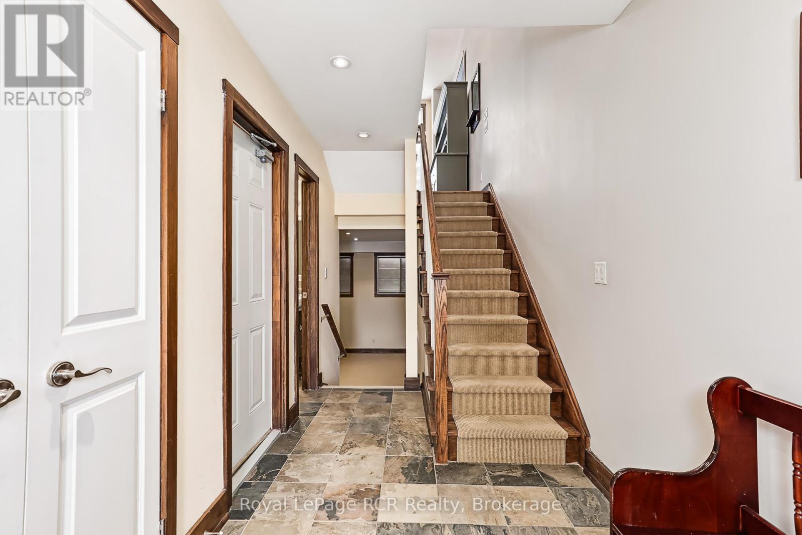 13 - 104 Farm Gate Road, Blue Mountains, Ontario  L9Y 0L7 - Photo 3 - X12706016