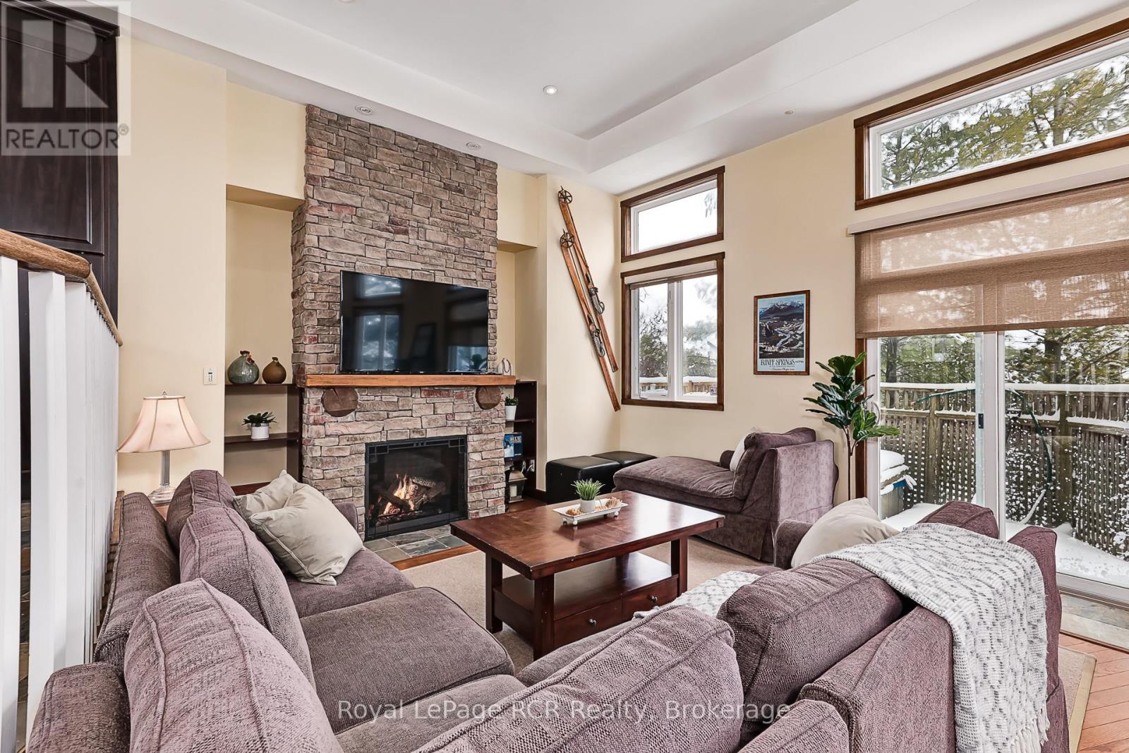 13 - 104 Farm Gate Road, Blue Mountains, Ontario  L9Y 0L7 - Photo 6 - X12706016