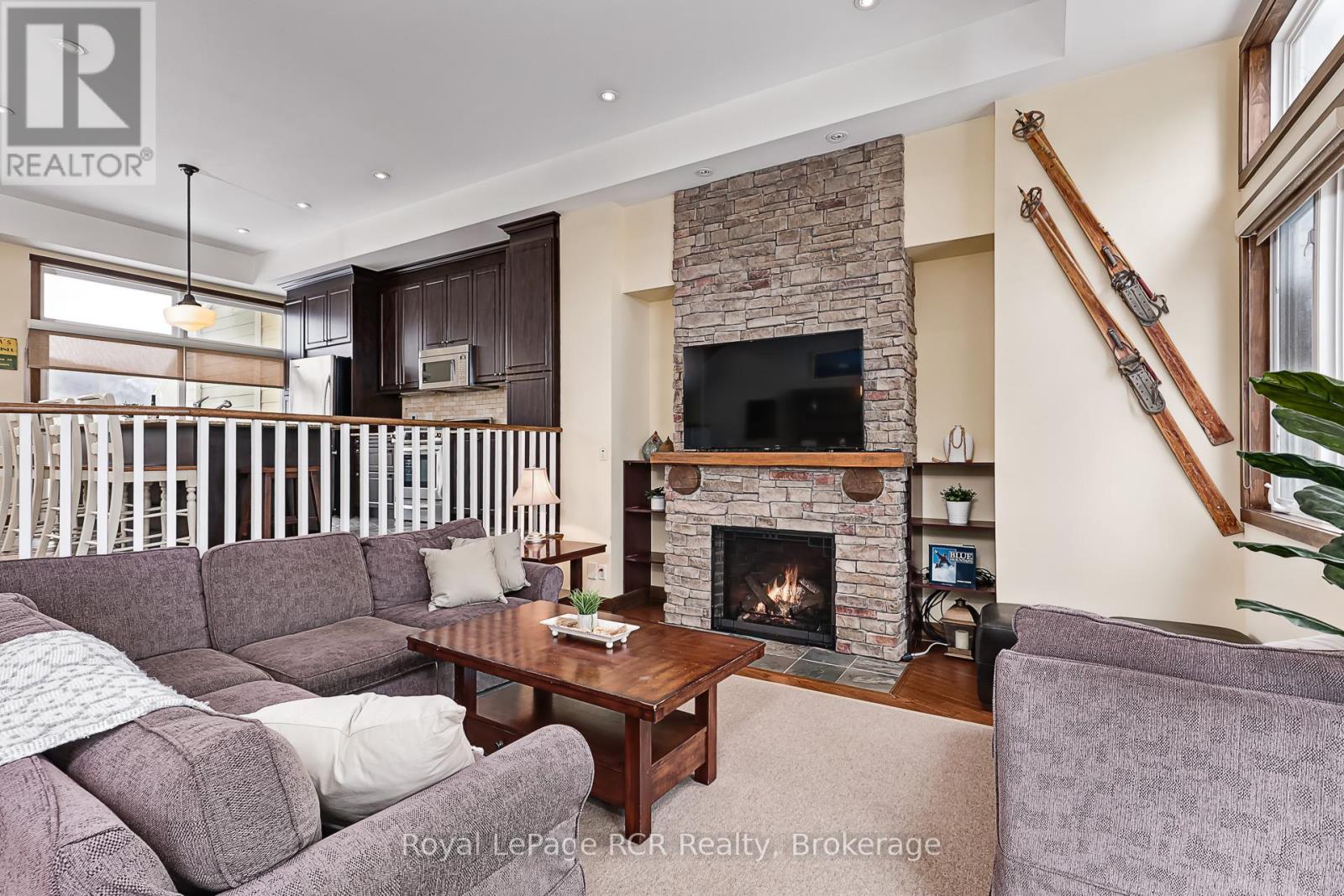 13 - 104 Farm Gate Road, Blue Mountains, Ontario  L9Y 0L7 - Photo 7 - X12706016