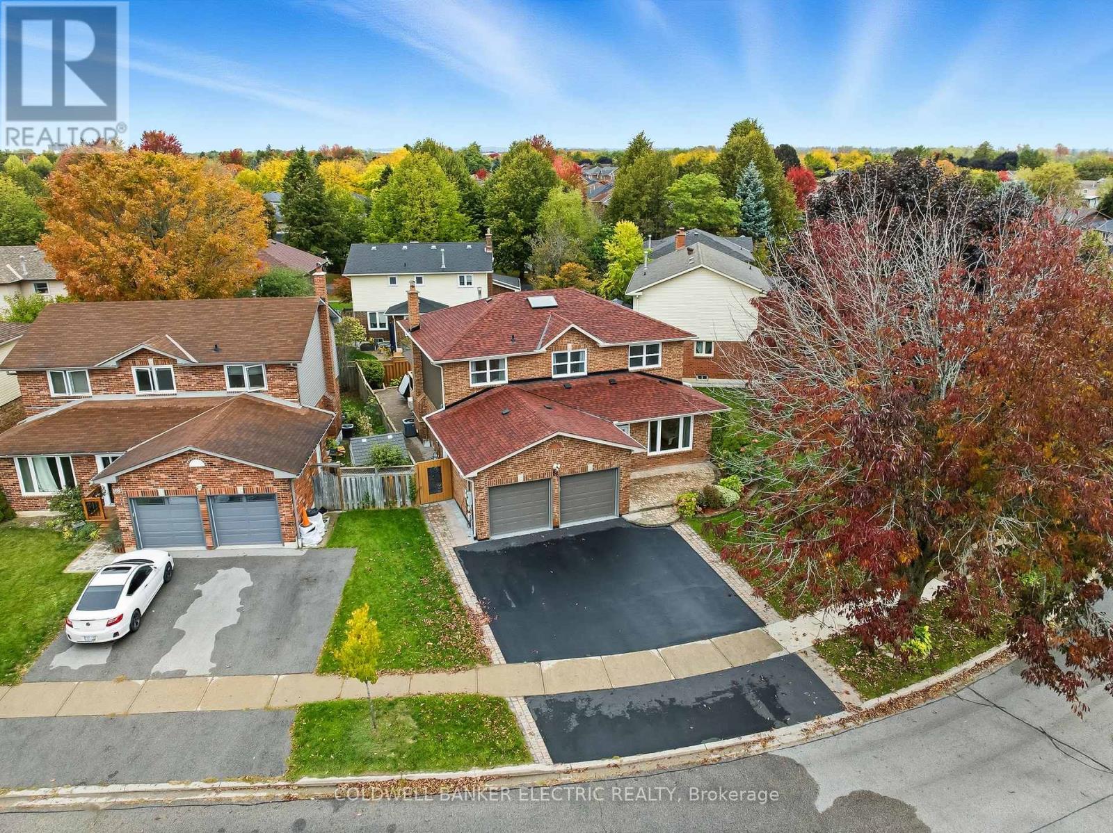 86 Rollo Drive, Ajax (South East), Ontario  L1S 7B7 - Photo 3 - E12706032