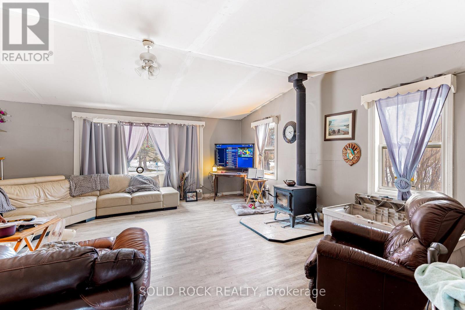 1447 County 2 Road, Front Of Yonge, Ontario  K0E 1R0 - Photo 5 - X12706026