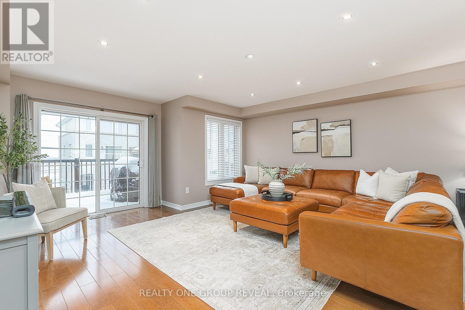 97 Devineridge Avenue, Ajax, Ontario  L1Z 0K6 - Photo 9 - E12706050