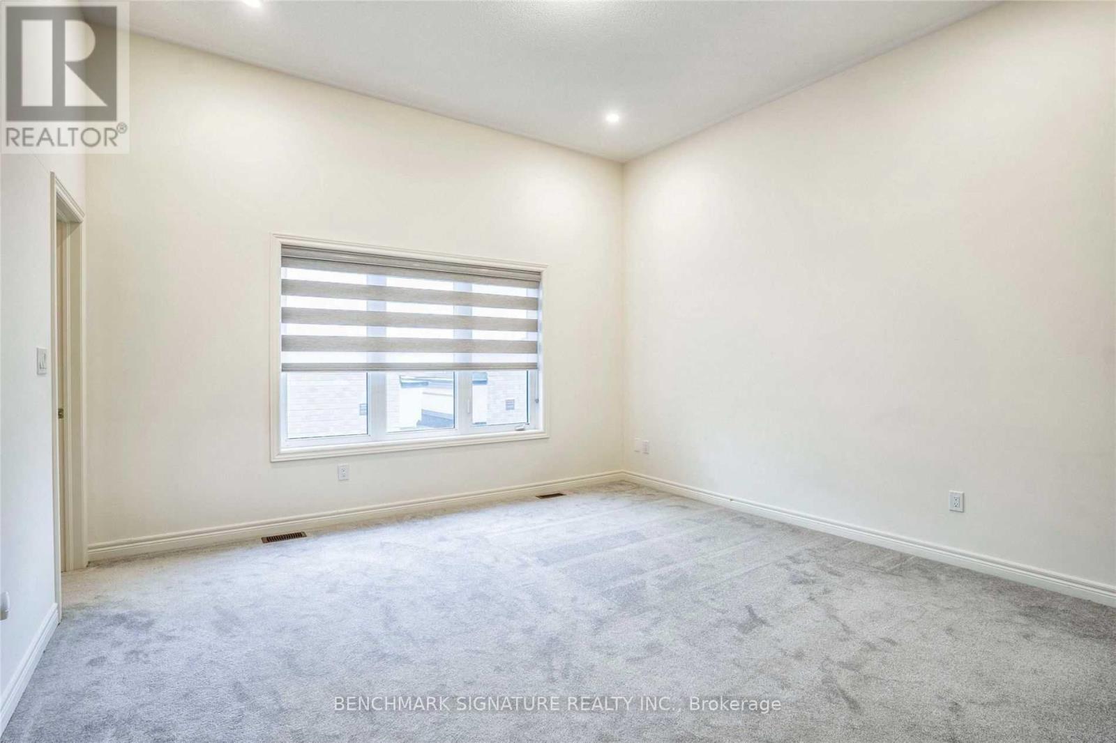 9432 Bayview Avenue, Richmond Hill, Ontario  L4C 5G9 - Photo 15 - N12706066