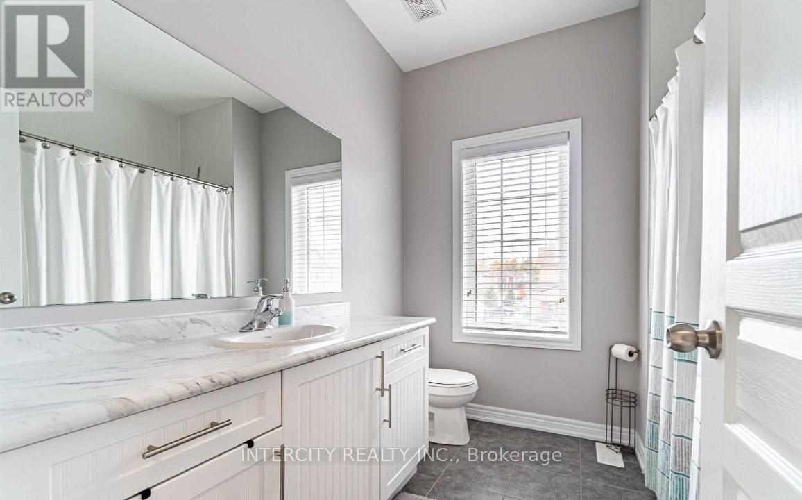 363 Robert Parkinson Drive, Brampton, Ontario  L7A 4C3 - Photo 21 - W12695388