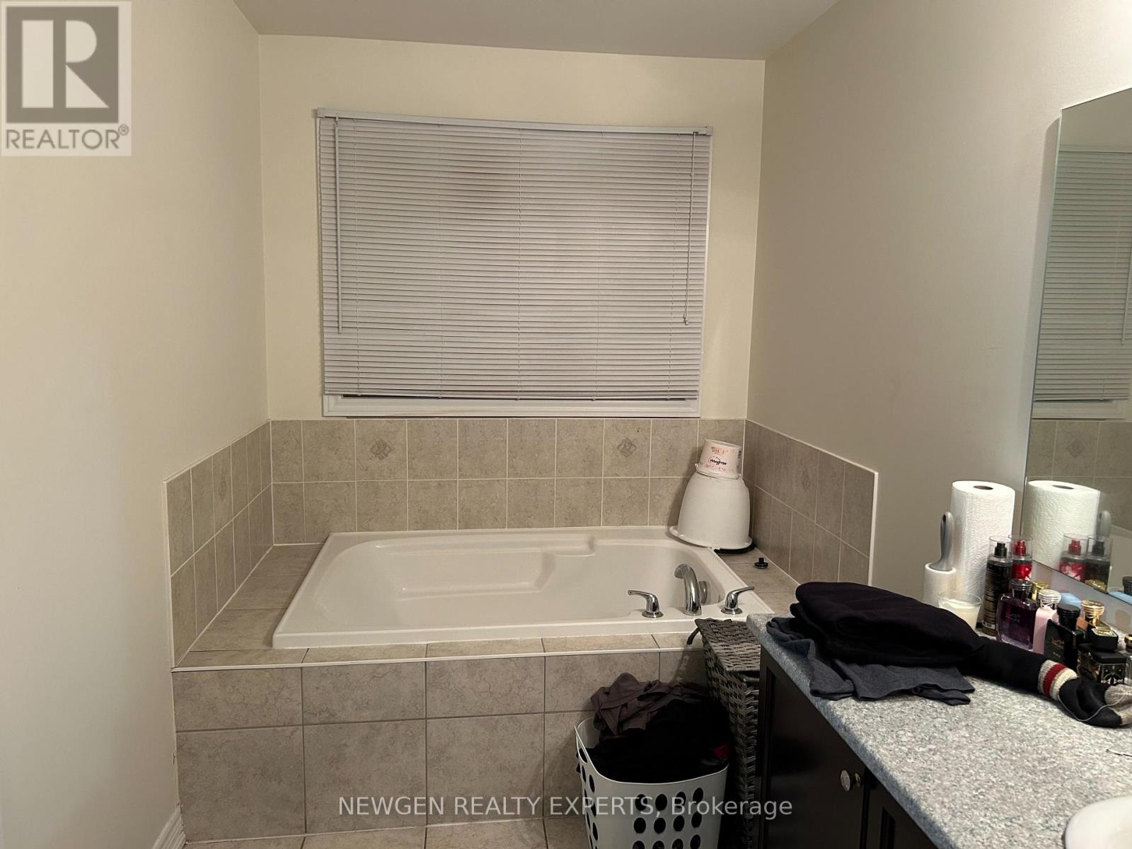 188 Sky Harbour Drive, Brampton, Ontario  L6Y 2Z9 - Photo 28 - W12700268