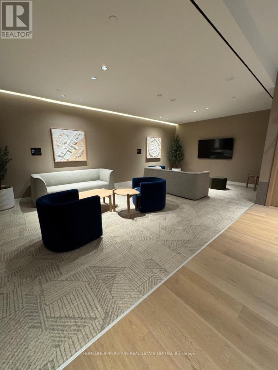 4701 - 395 Square One Drive, Mississauga, Ontario  L5B 0P6 - Photo 17 - W12706010