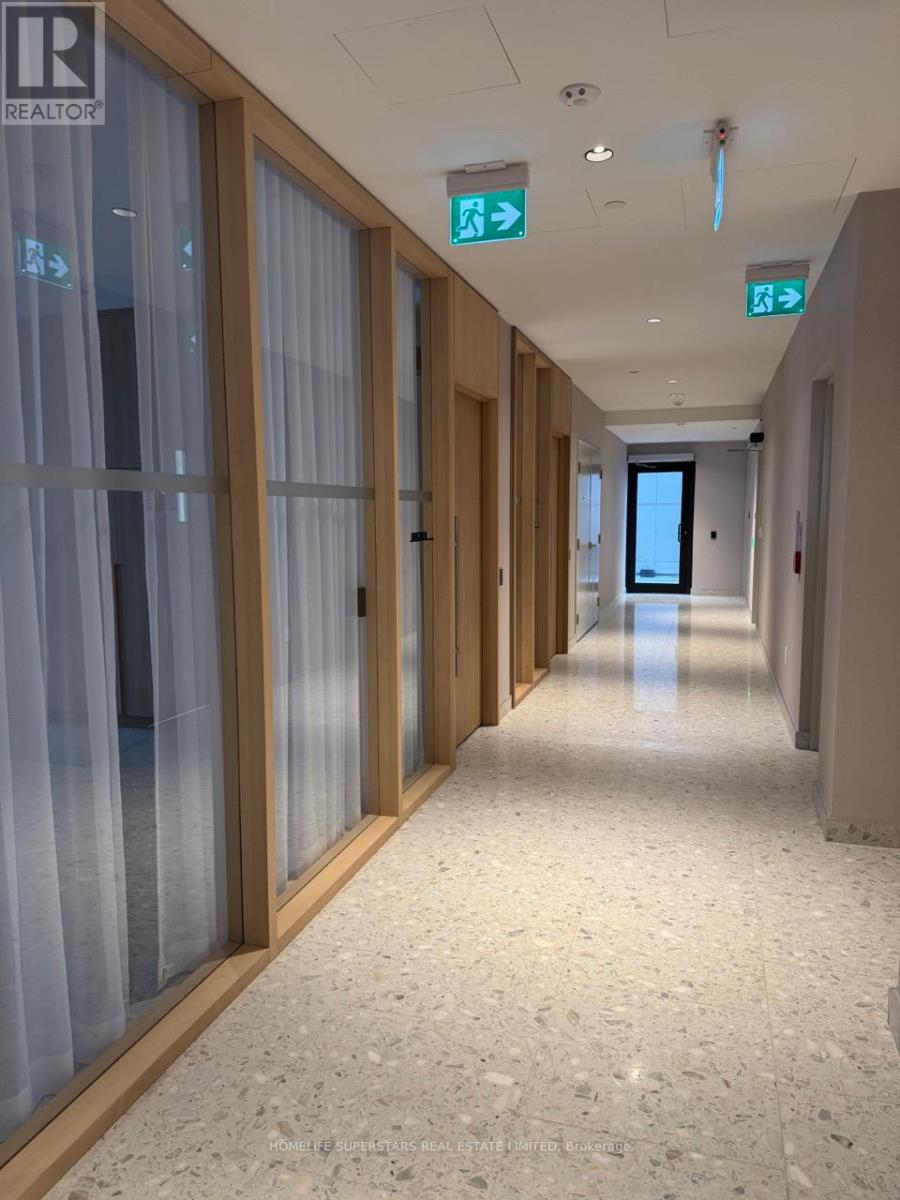 4701 - 395 Square One Drive, Mississauga, Ontario  L5B 0P6 - Photo 20 - W12706010