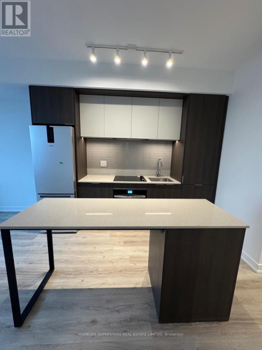 4701 - 395 Square One Drive, Mississauga, Ontario  L5B 0P6 - Photo 4 - W12706010