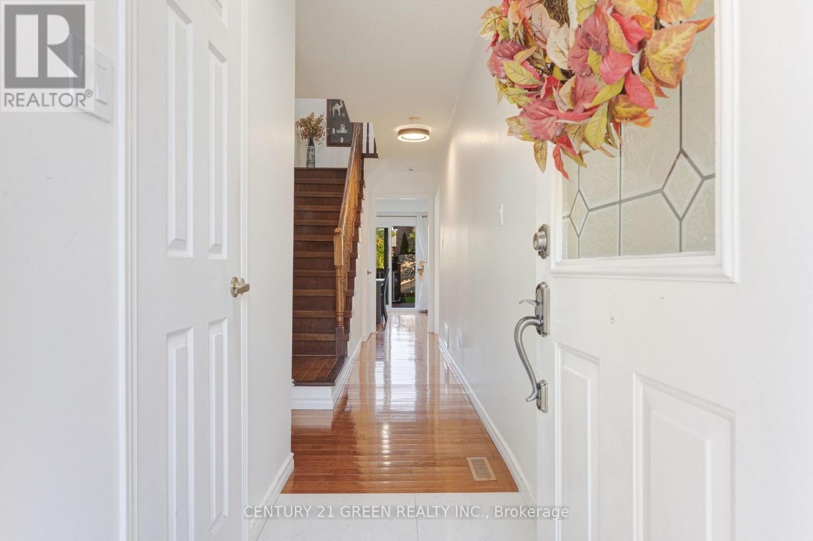 2146 Shady Glen Road, Oakville, Ontario  L6M 3N7 - Photo 3 - W12706014