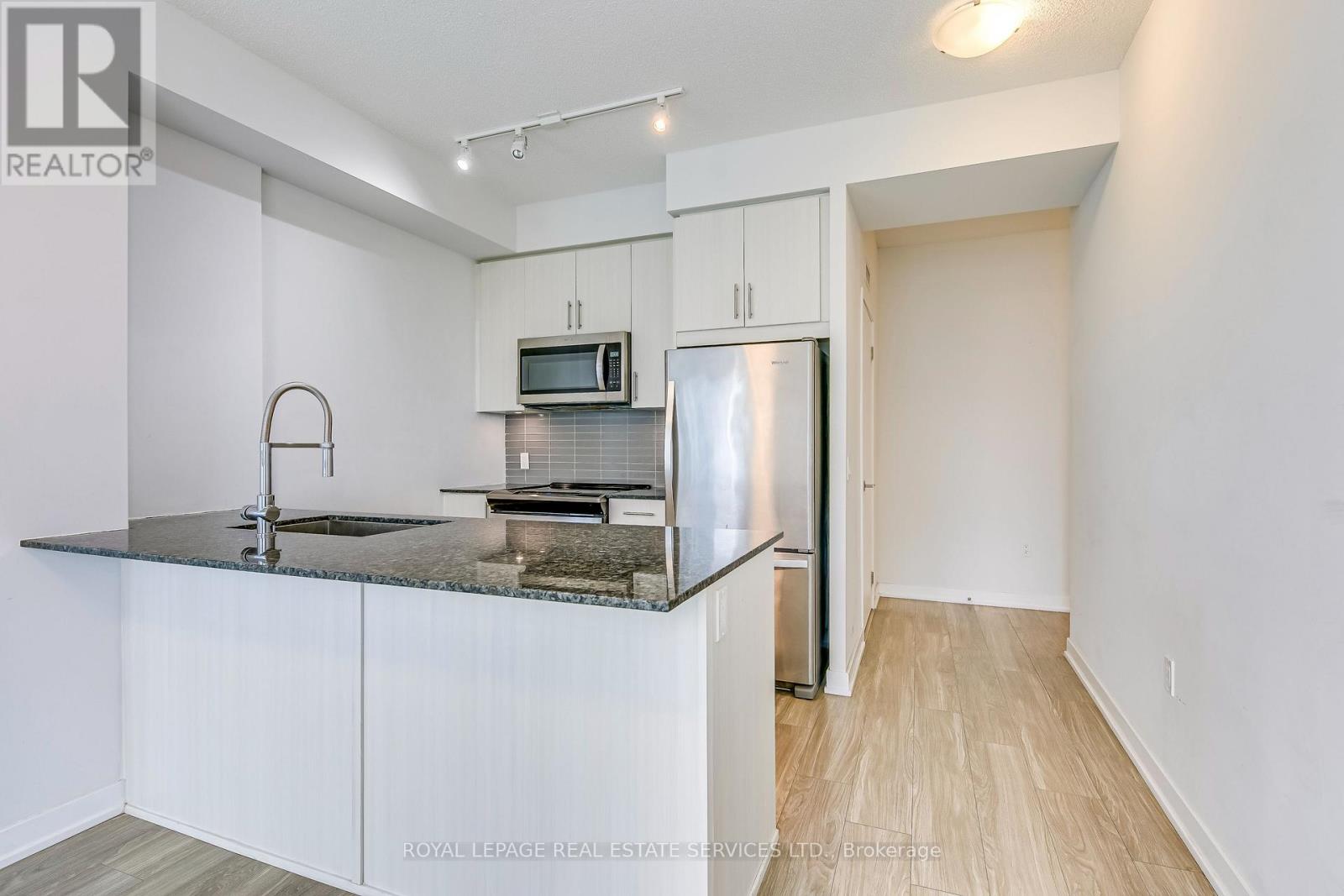 2315 - 4055 Parkside Village Drive, Mississauga, Ontario  L5B 0K8 - Photo 12 - W12706024