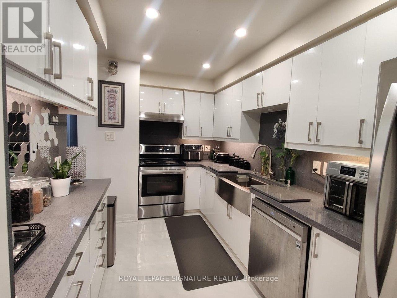 25 - 5020 Delaware Drive, Mississauga, Ontario  L4Z 3C7 - Photo 6 - W12706034