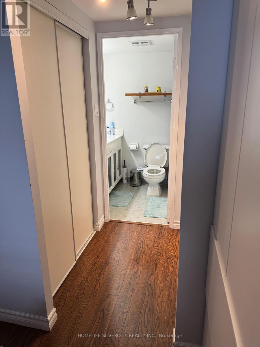 1103 - 250 Webb Drive, Mississauga, Ontario  L5B 3Z4 - Photo 11 - W12706042