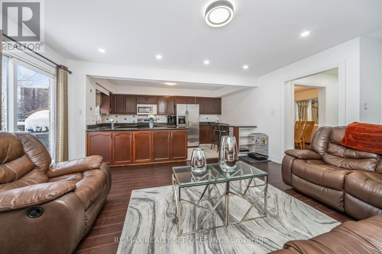 36 Merganser Crescent, Brampton, Ontario  L6W 4E7 - Photo 19 - W12706054