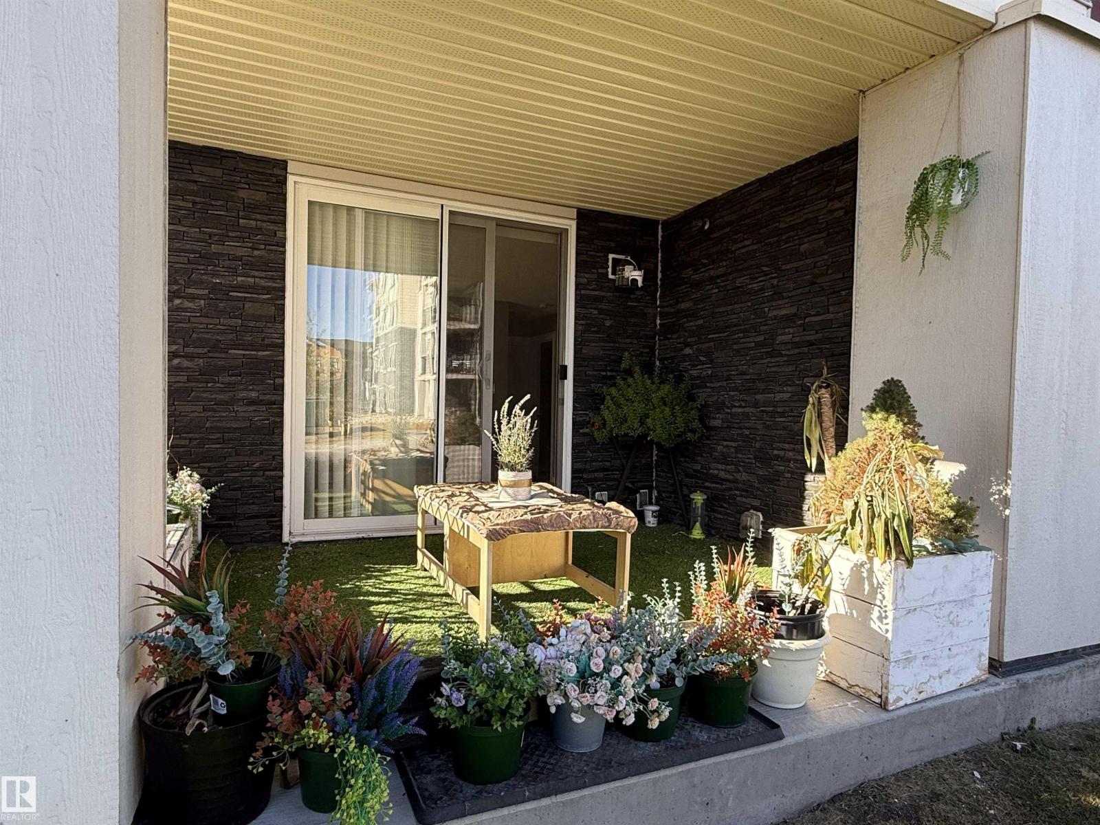 #117 18122 77 St NW NW, edmonton, Alberta