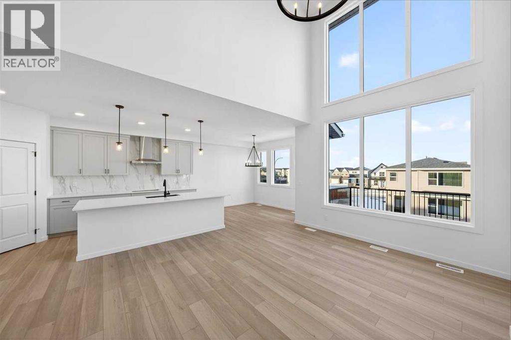 14 Osprey Hill Bay Sw, Calgary, Alberta  T3B 6S2 - Photo 7 - A2279025