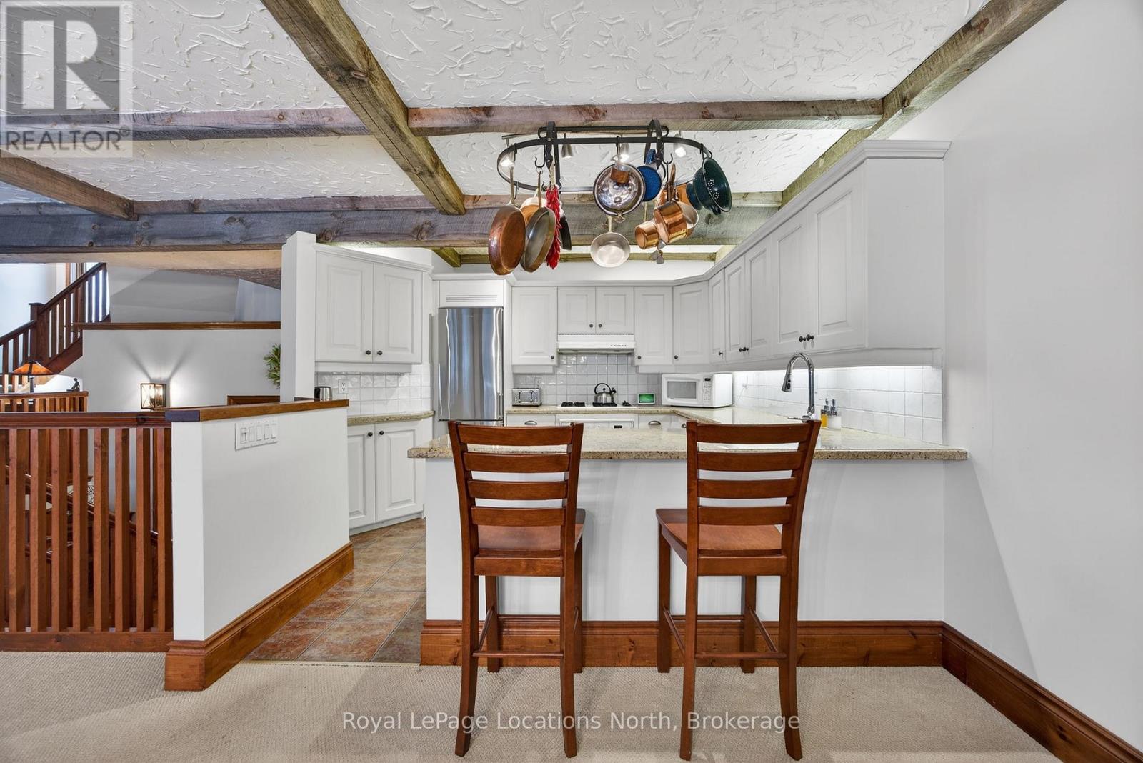 132 Pioneer Lane, Blue Mountains, Ontario  L9Y 0M7 - Photo 12 - X12706126