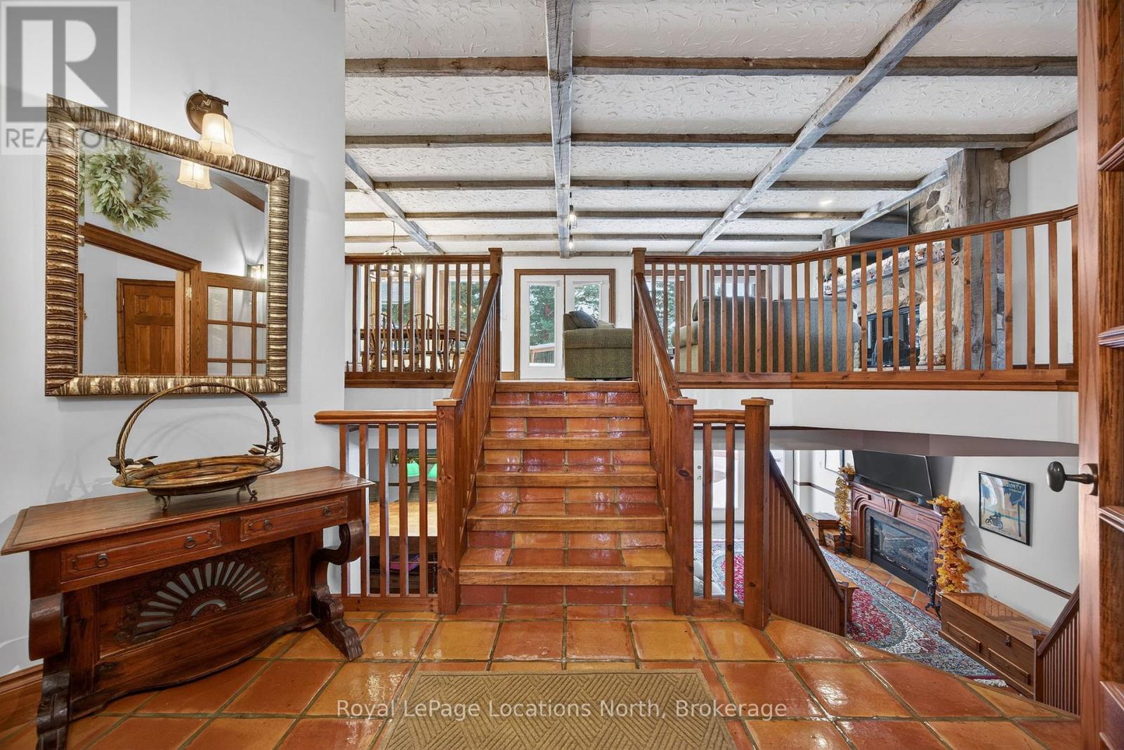 132 Pioneer Lane, Blue Mountains, Ontario  L9Y 0M7 - Photo 5 - X12706126