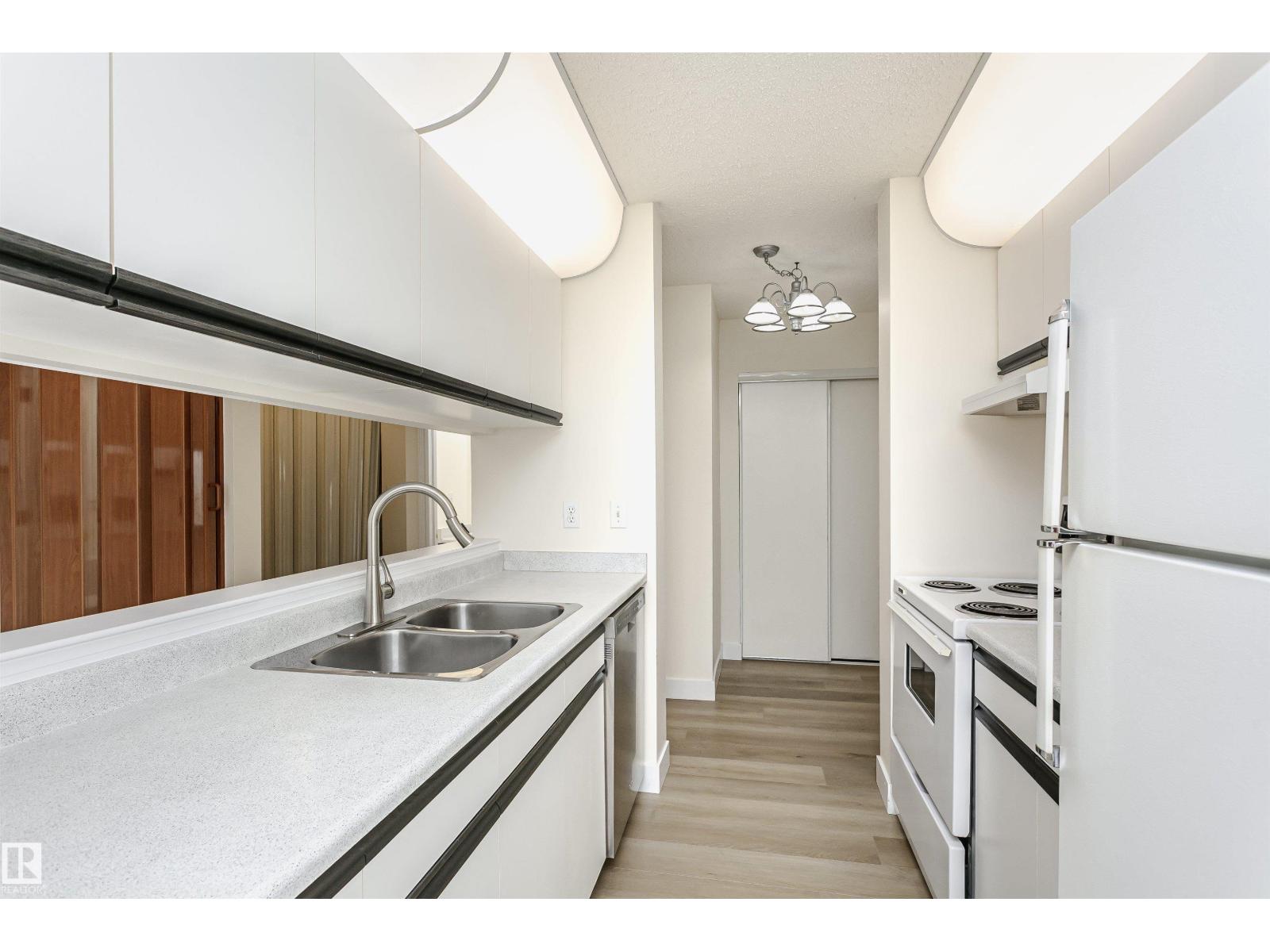 #402 17467 98a Av Nw Nw, Edmonton, Alberta  T5T 6E9 - Photo 7 - E4470340